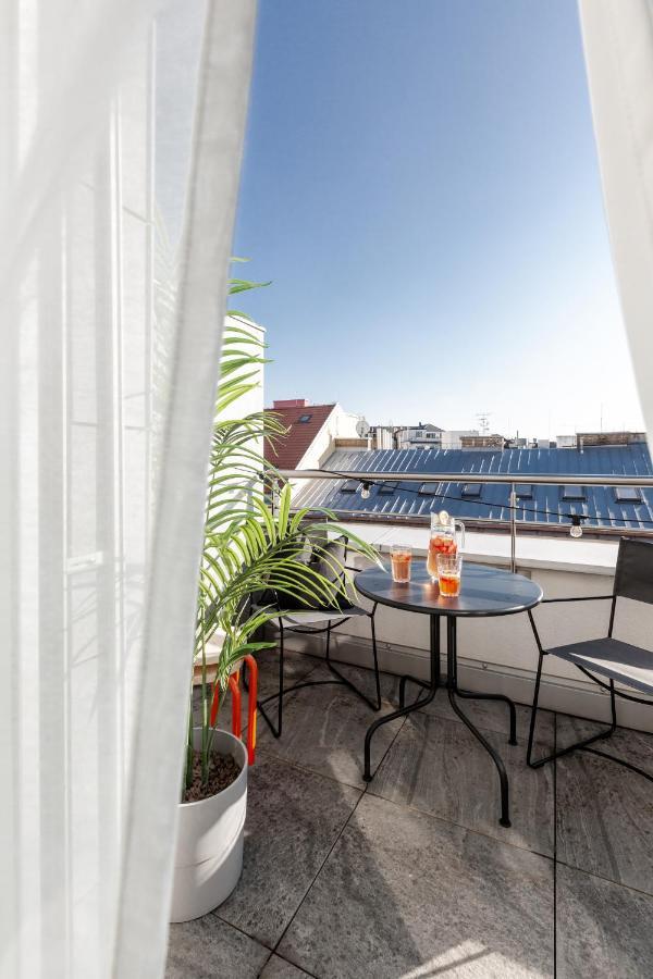 Turnkey I Central Apartment With Terrace 프라하 외부 사진