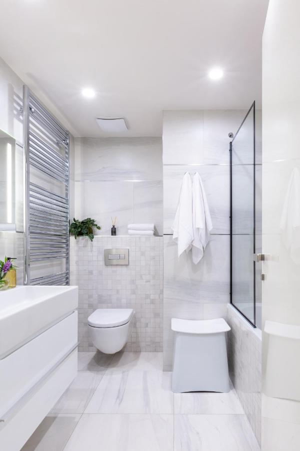Turnkey I Central Apartment With Terrace 프라하 외부 사진
